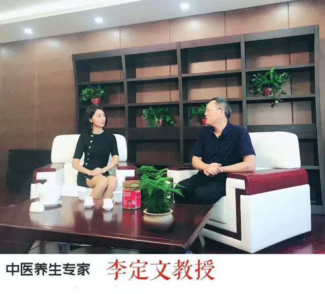 中醫(yī)養(yǎng)生專家談“三伏天”食療養(yǎng)生秘訣，細莫紅糖堅果茶為貼心美食。